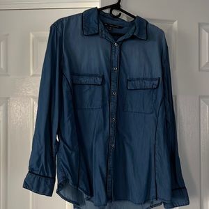 Lee shape illusions denim button down shirt